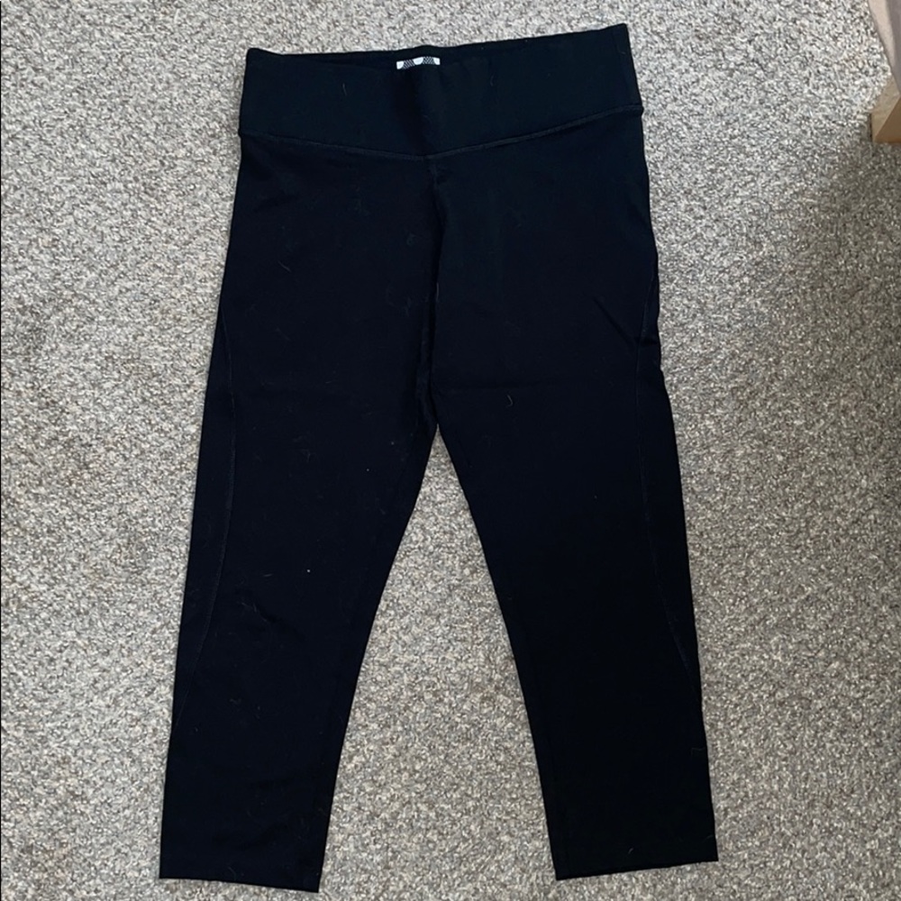 Pink Capri's - Picture 1 of 2